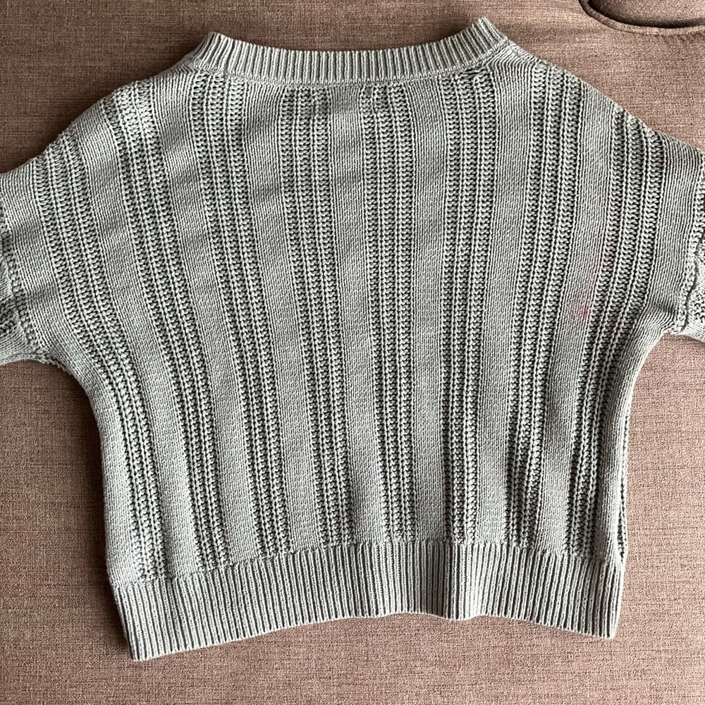 Aeropostale Ribbed Knit Sweater in Light Gray